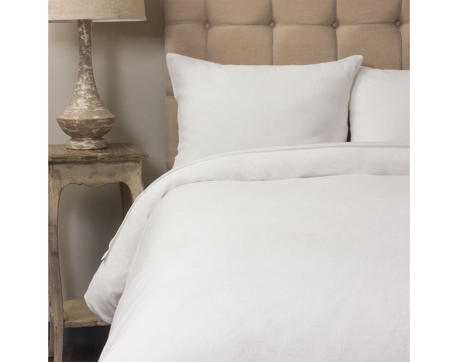 The Damara Collection - White