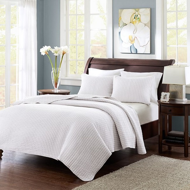 Accent and Occasional Furniture - Keaton Coverlet Set
