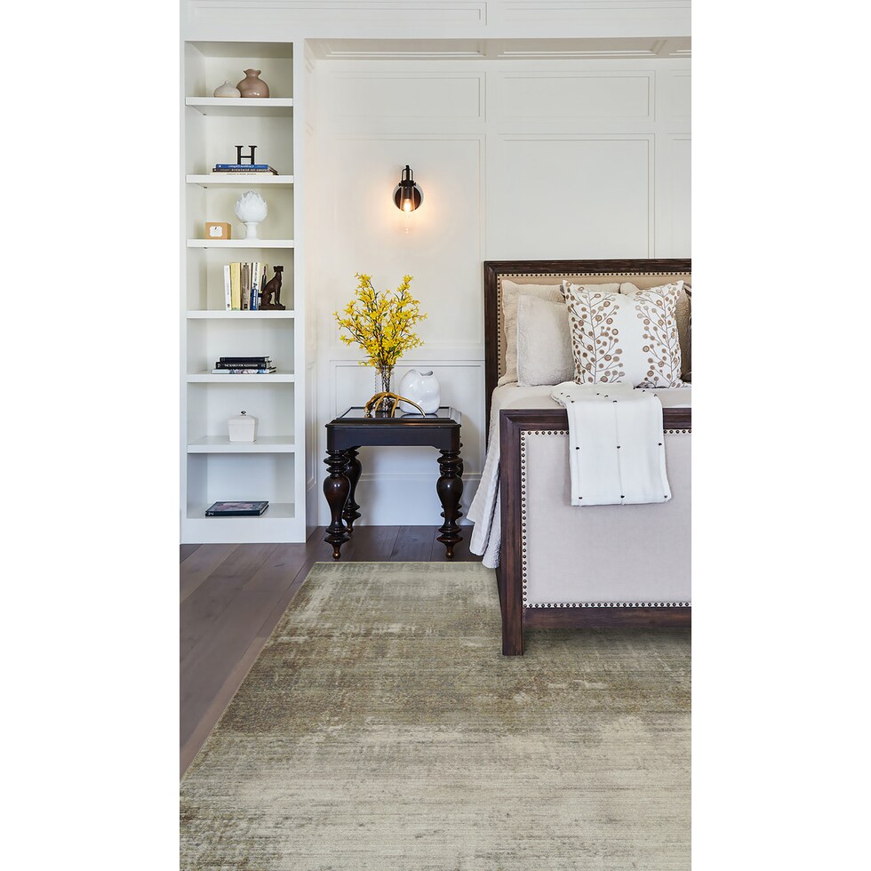akela silver rug   