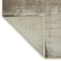 akela silver rug   