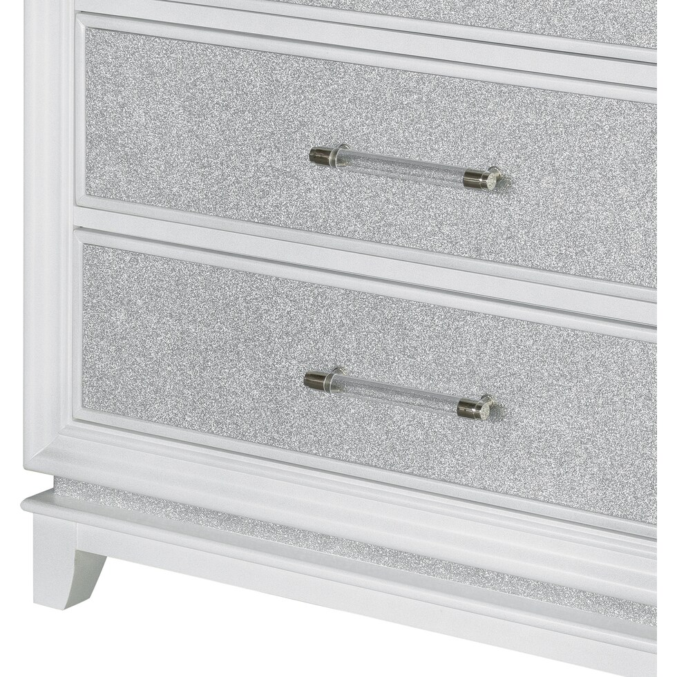 apollo silver chest   