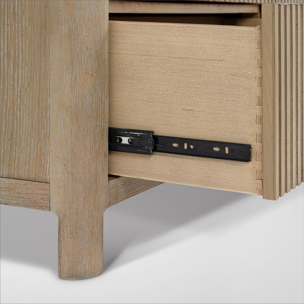 arlo light brown dresser and mirror   