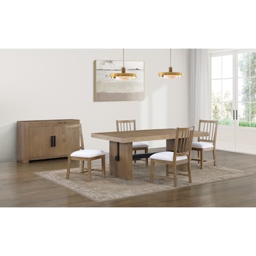 Auburn Spindle-Back Dining Chair