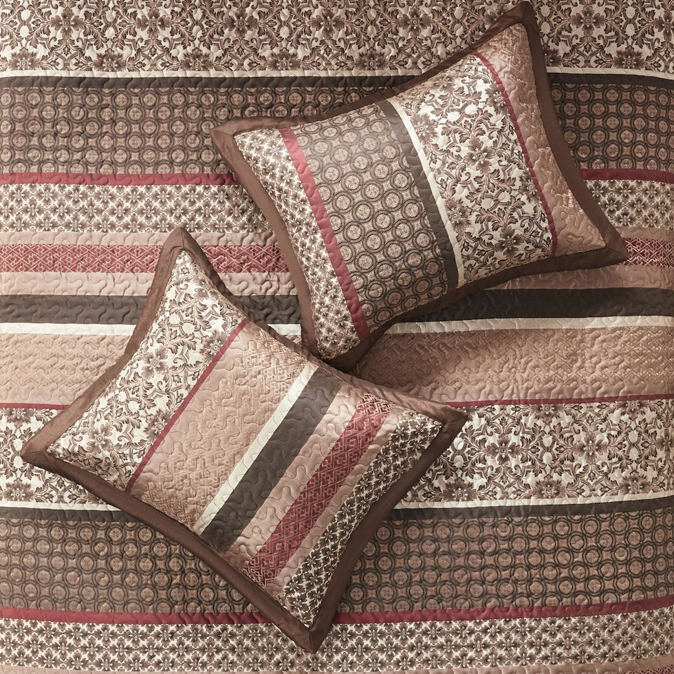 benedict red queen bedding set   