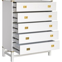 betta white chest   