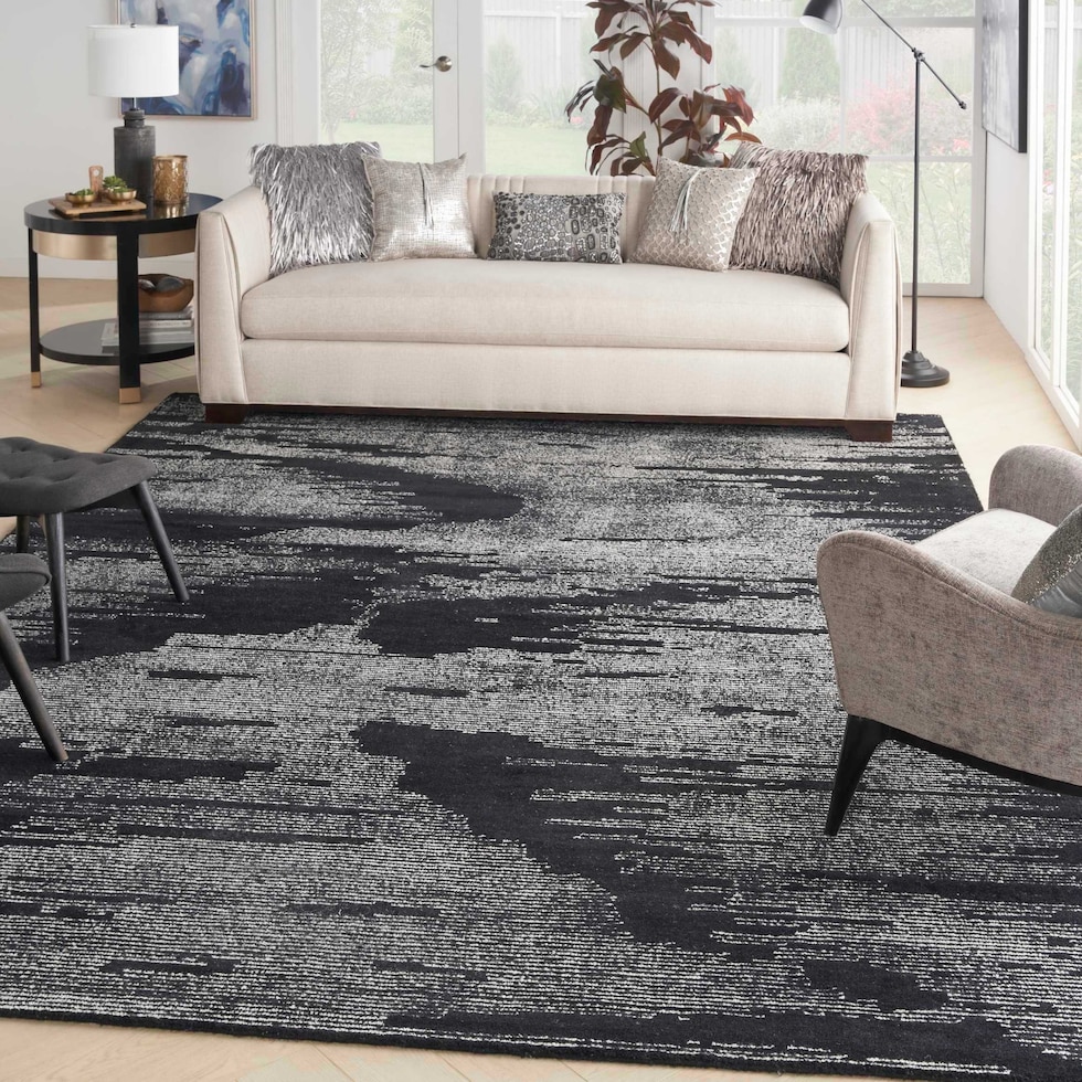 black area rug  x    