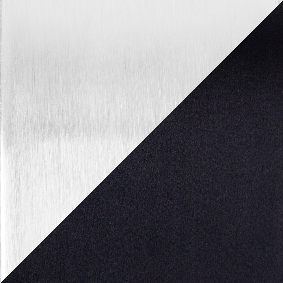 black swatch  