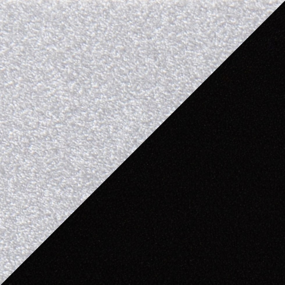 black swatch  