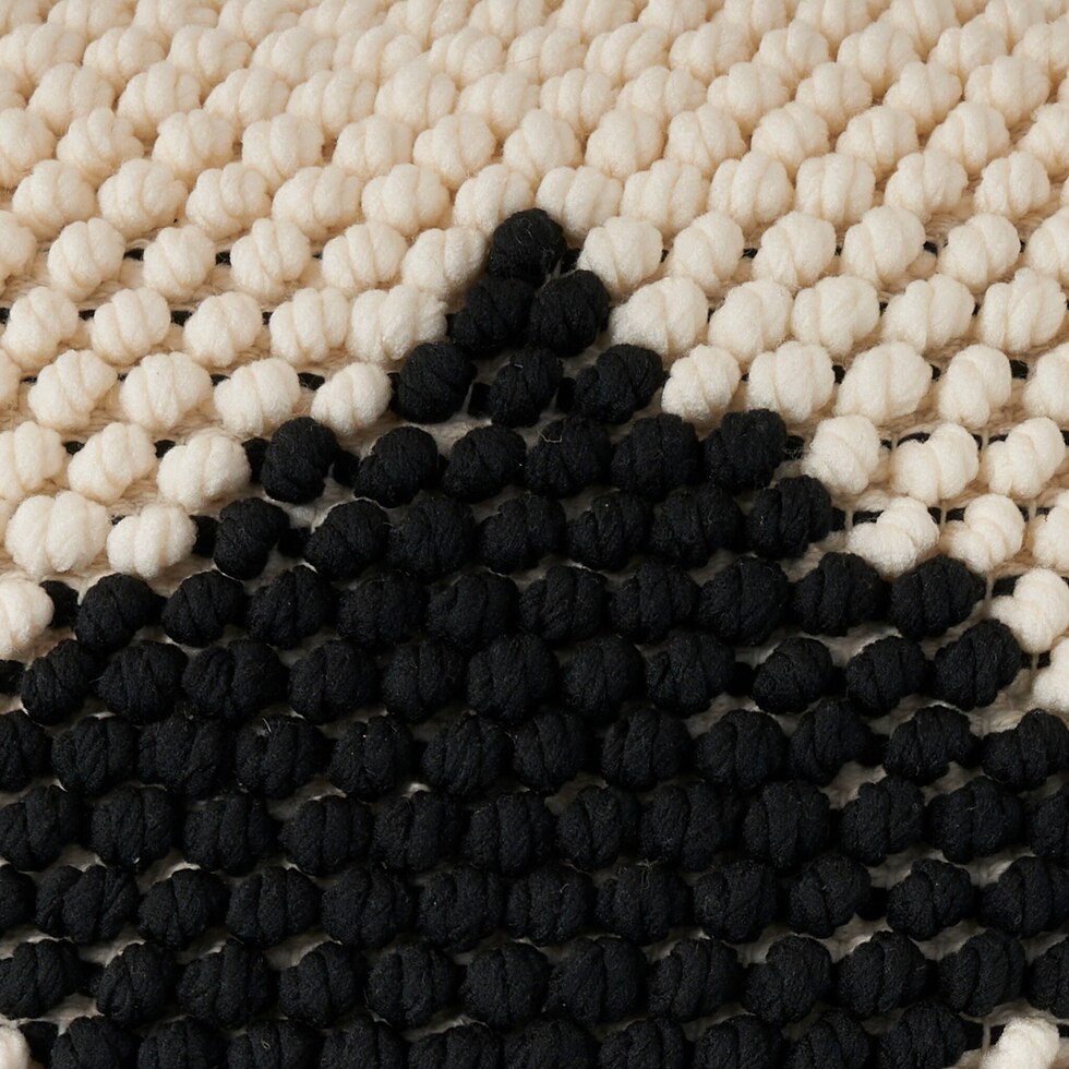 black swatch  