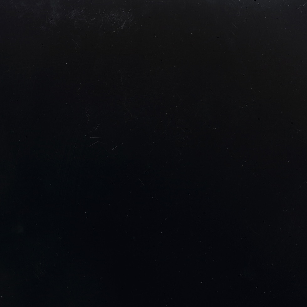 black swatch  