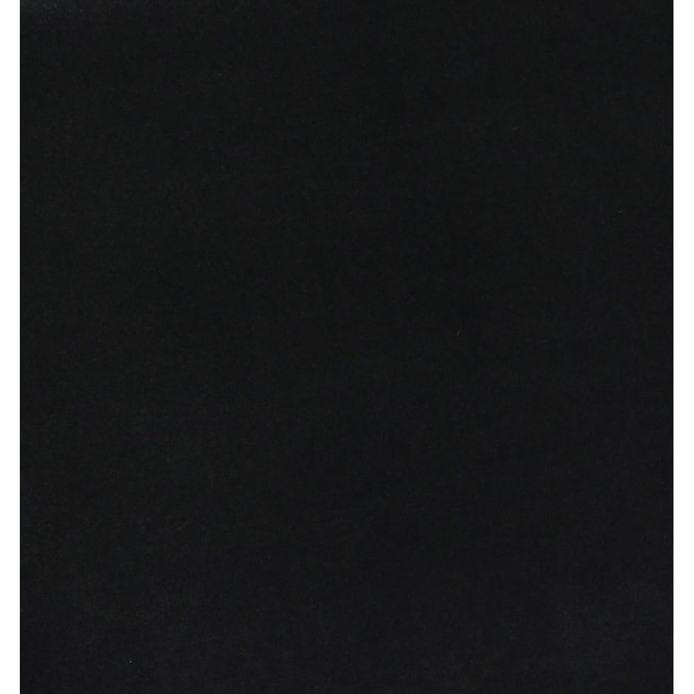 black swatch  
