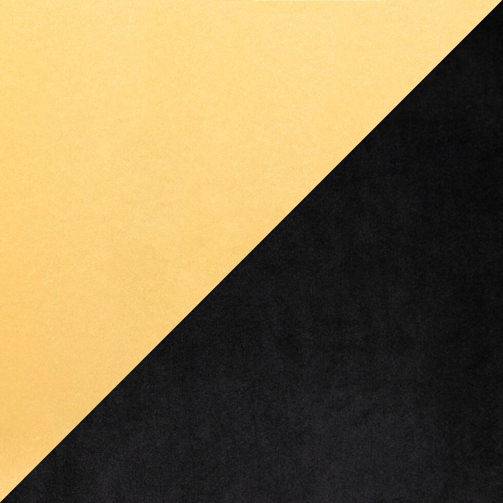 black swatch  