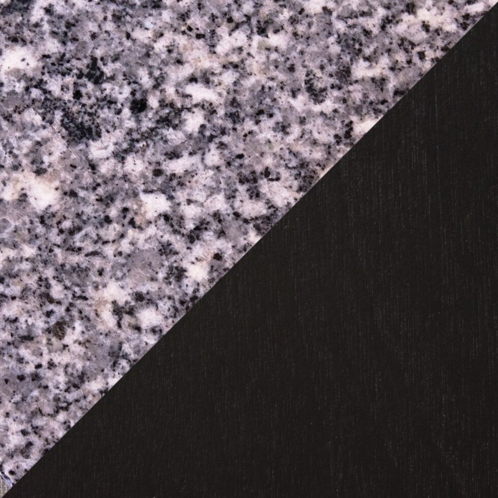 black swatch  