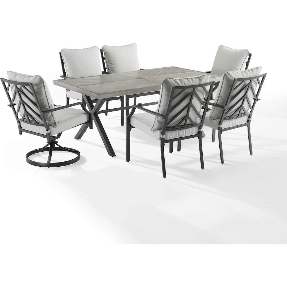 boise gray  pc outdoor dining   