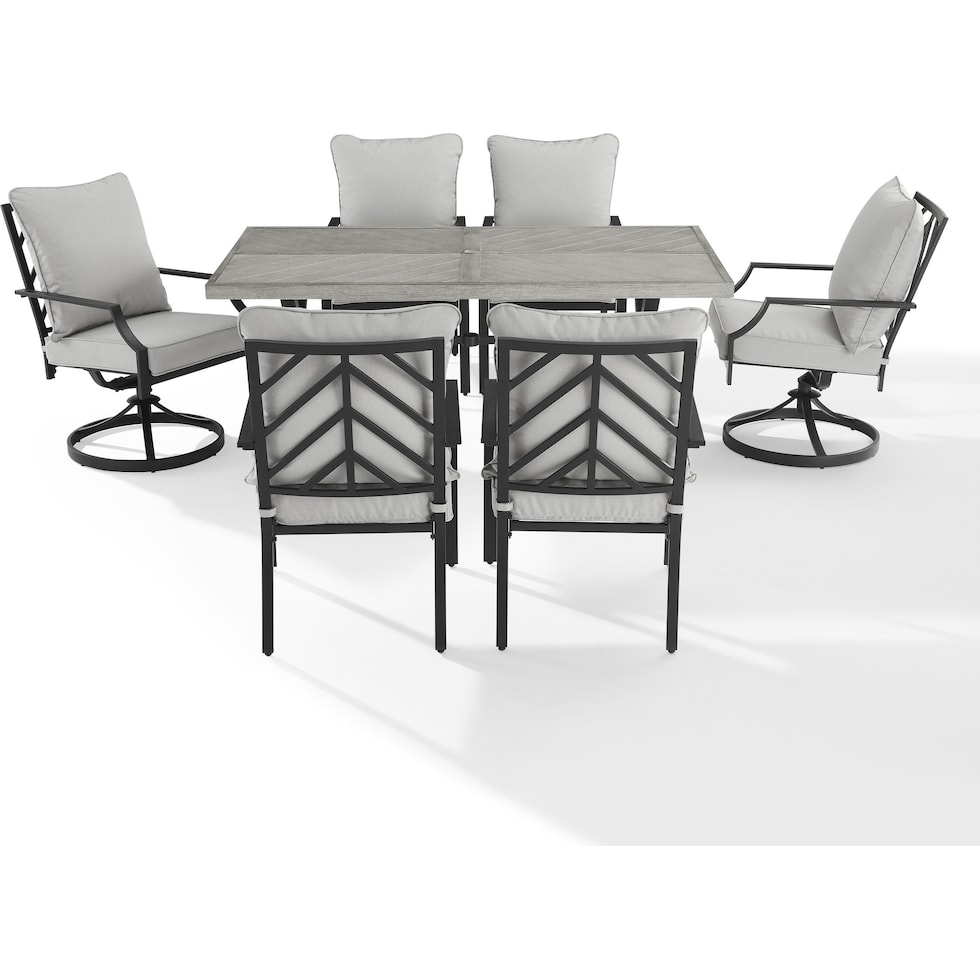 boise gray  pc outdoor dining   