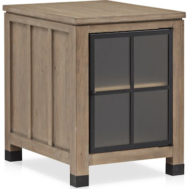 Brooke Harbor Chairside Table