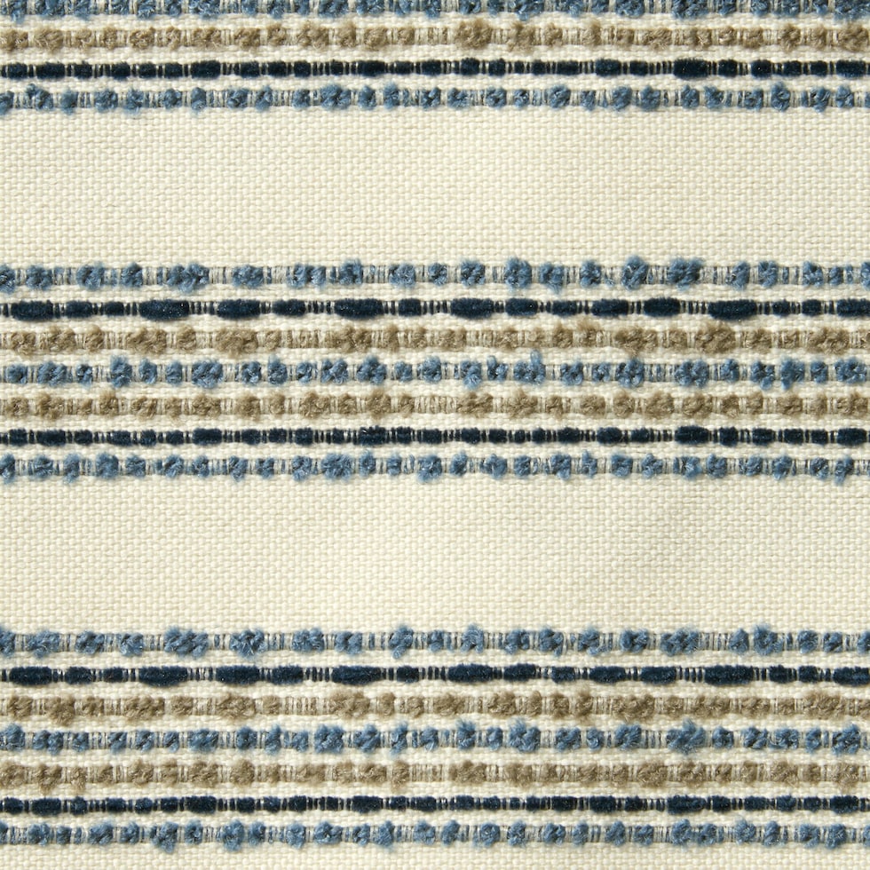 calloway blue  pc living room   