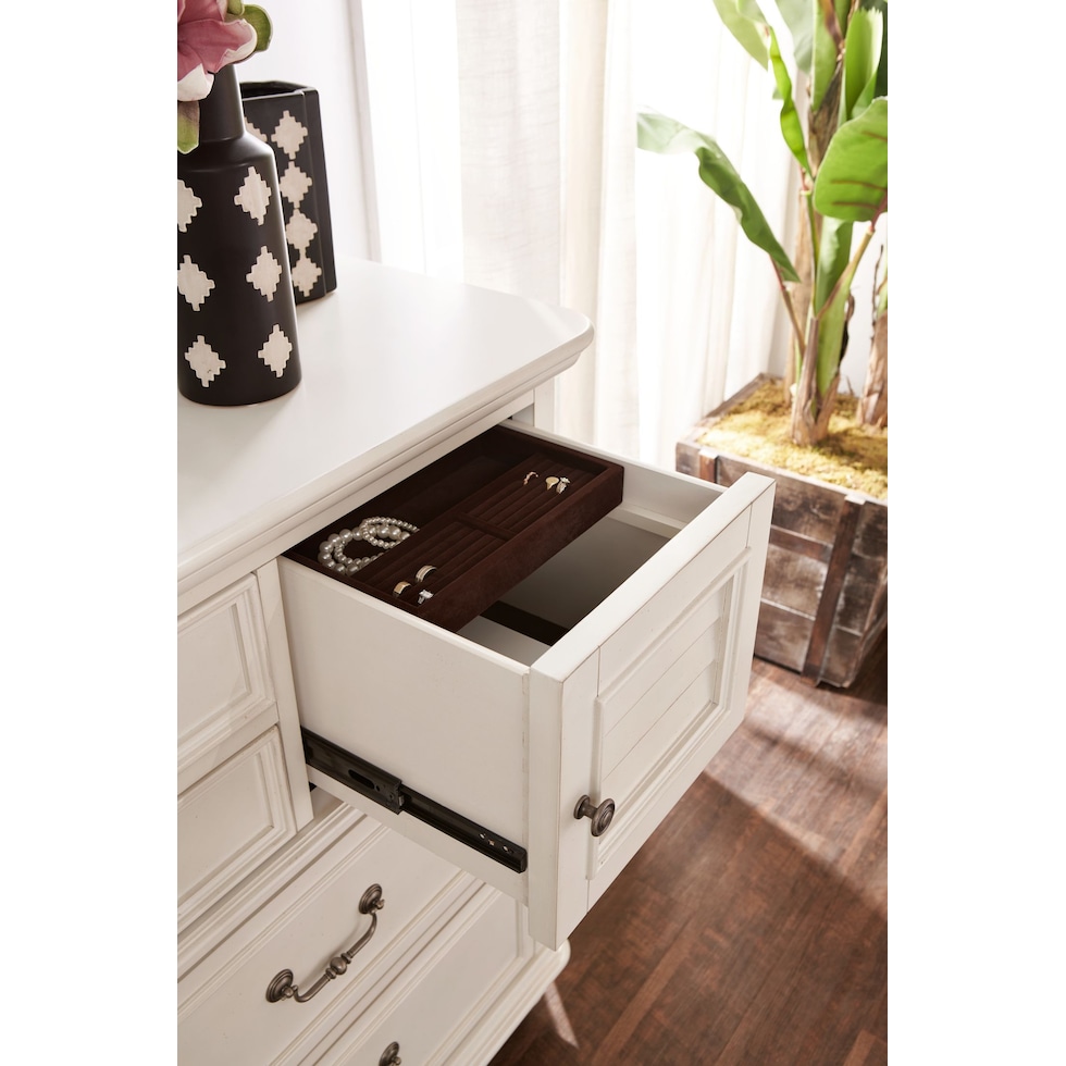 charleston white dresser & mirror   