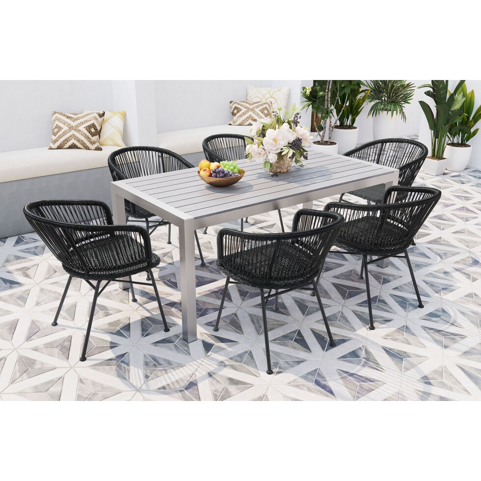 cincy black outdoor chair   