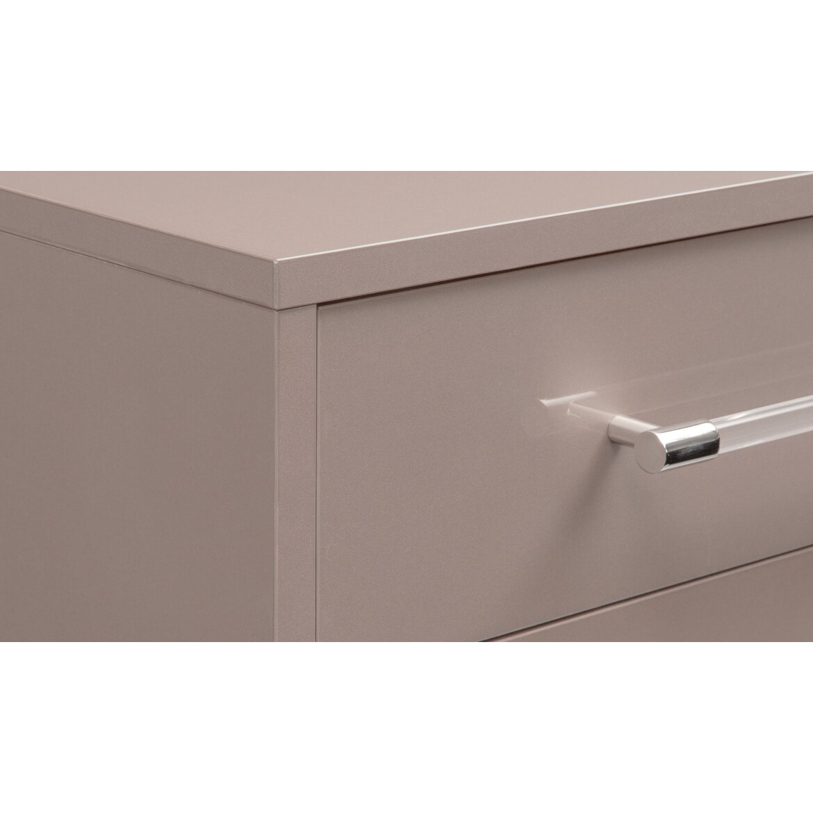 Concerto 5Piece Bedroom Set with Dresser and Mirror Value City