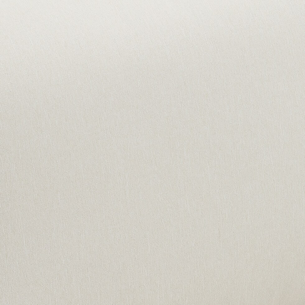 creme swatch  