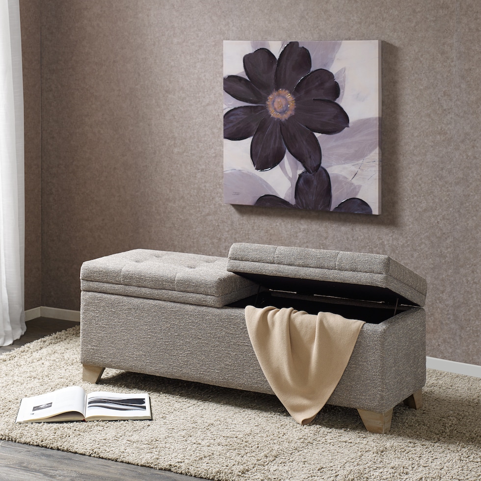 dahlia gray bench   