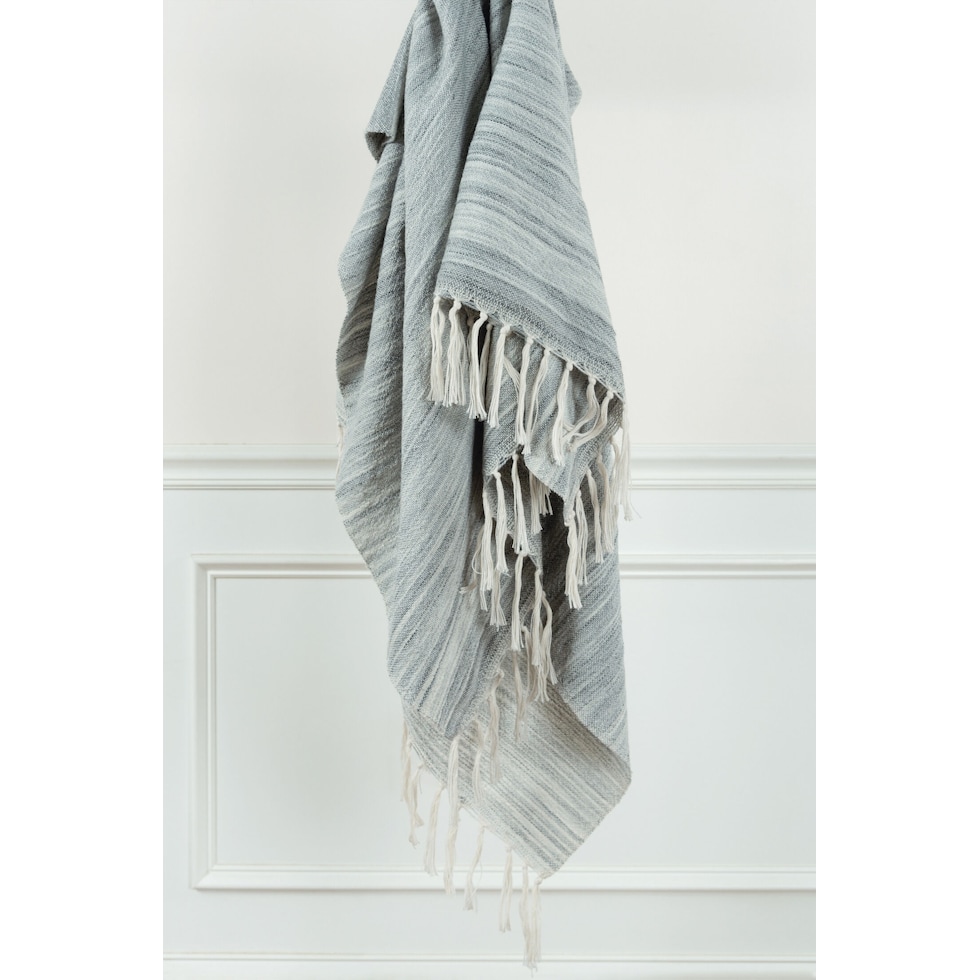 darya gray blanket   