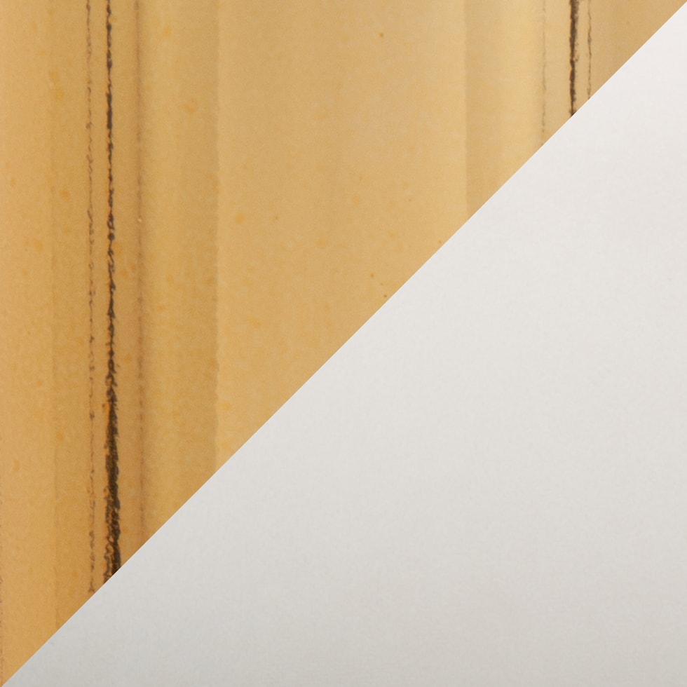 gold cream swatch  