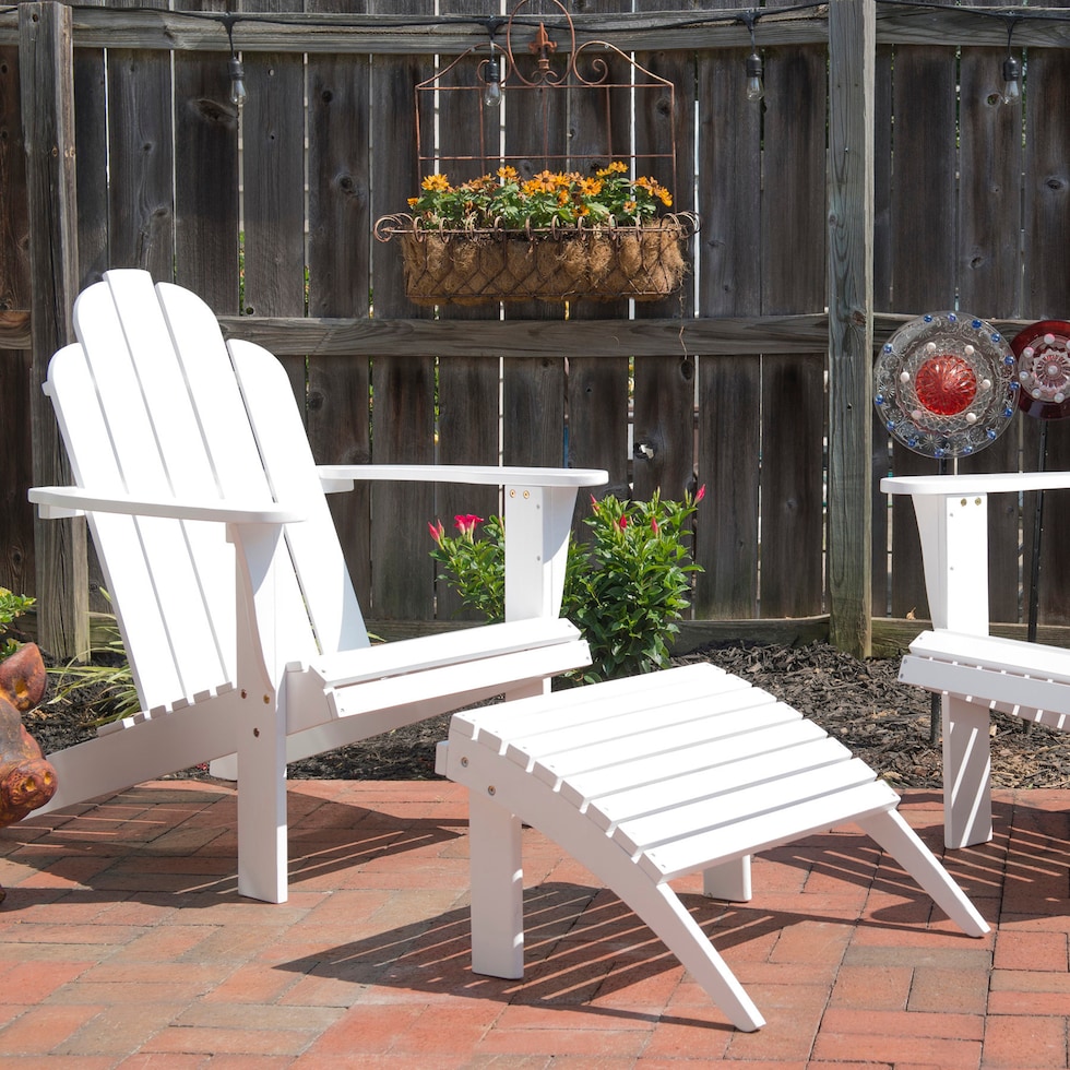 hampton beach white outdoor chair   