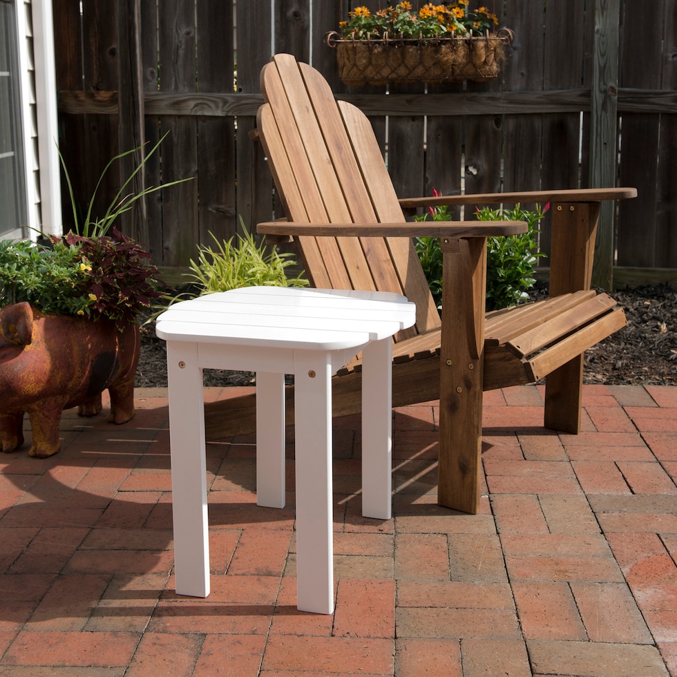 hampton beach white outdoor end table   