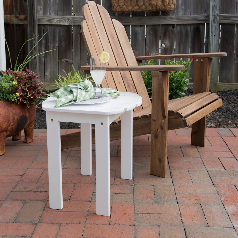 hampton beach white outdoor end table   