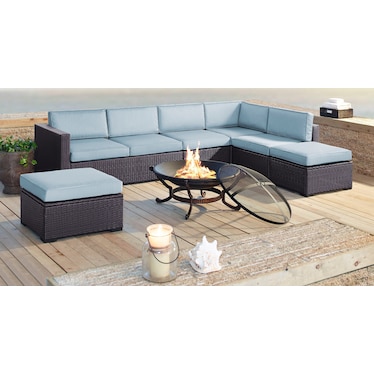 Isla 3-Piece Outdoor Sectional, Fire Pit and 2 Ottomans Set