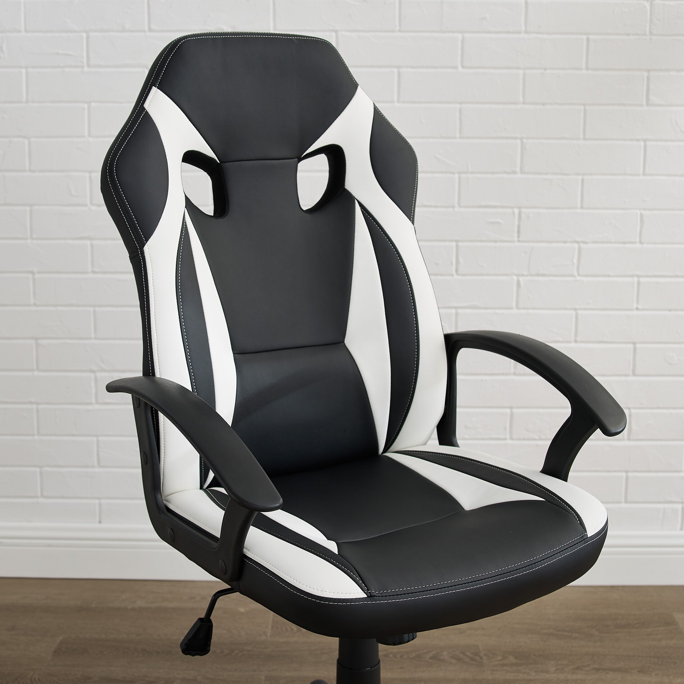 value city gaming chairs