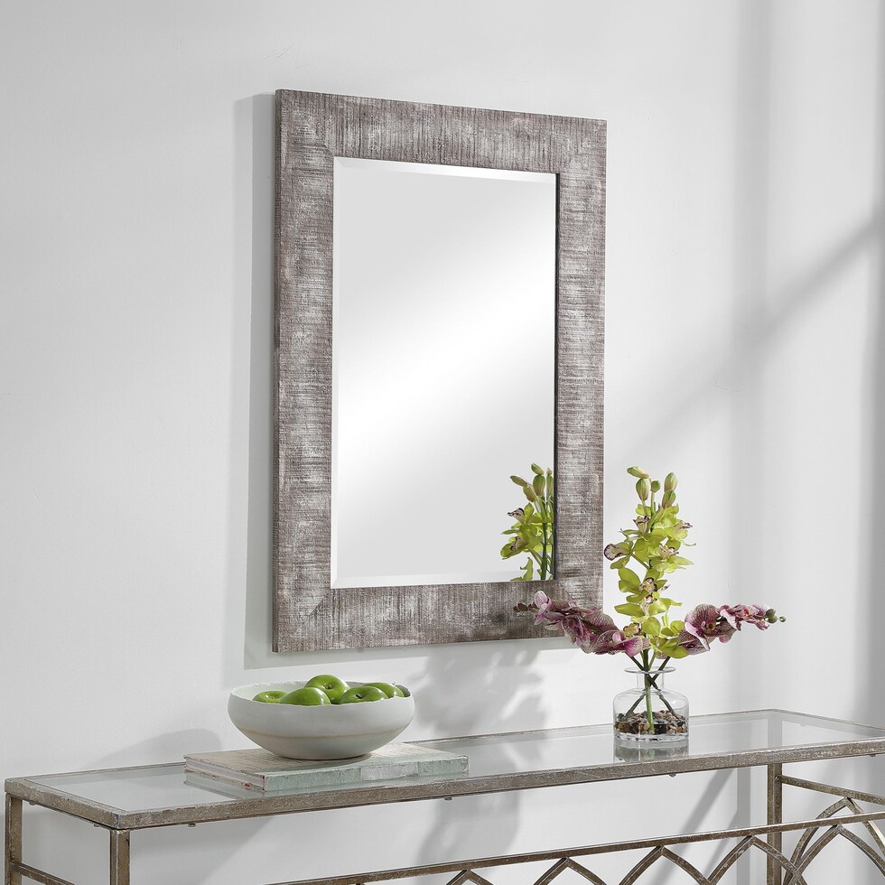 julia neutral mirror   