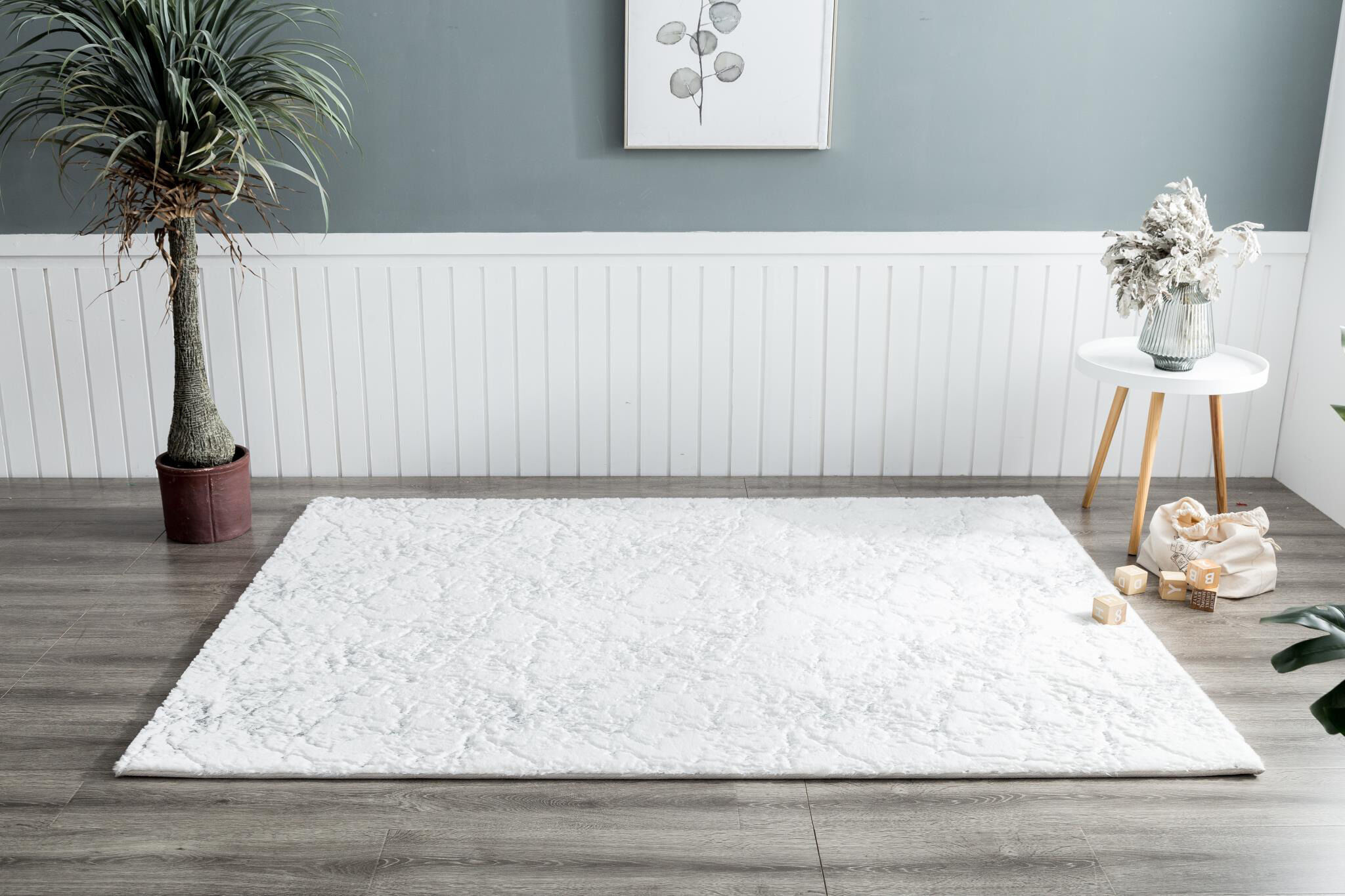 Kashi 5' x 7' Area Rug - White And Silver | Value City Furniture