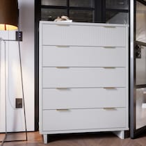kenya white chest   