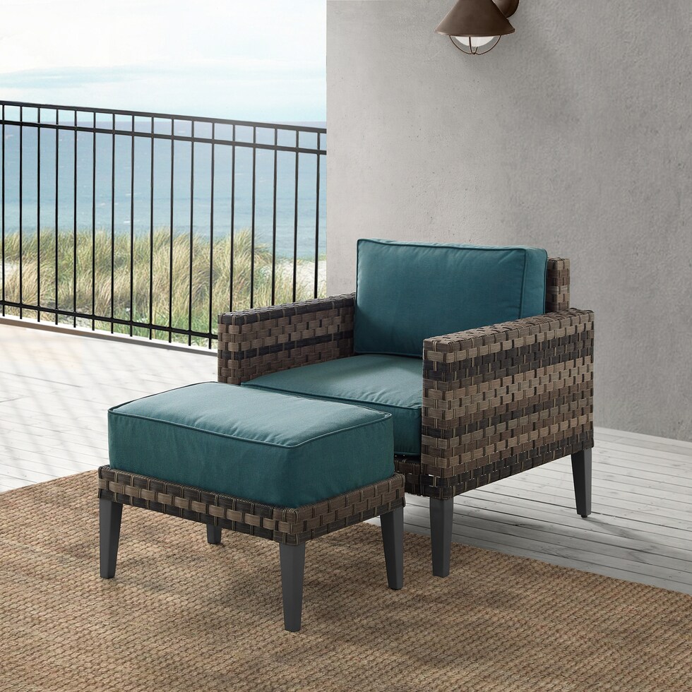 kitty hawk blue outdoor chair set   