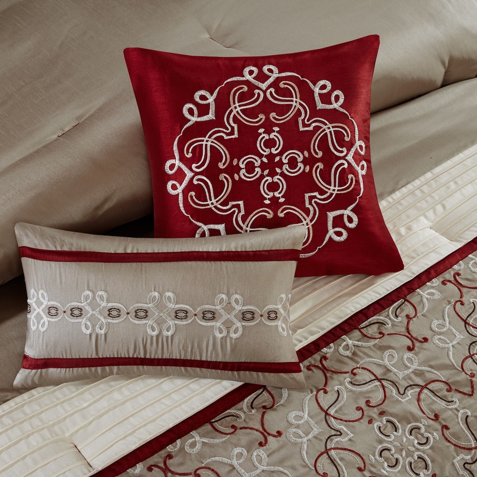 leanna red queen bedding set   
