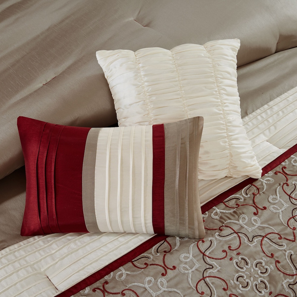 leanna red queen bedding set   