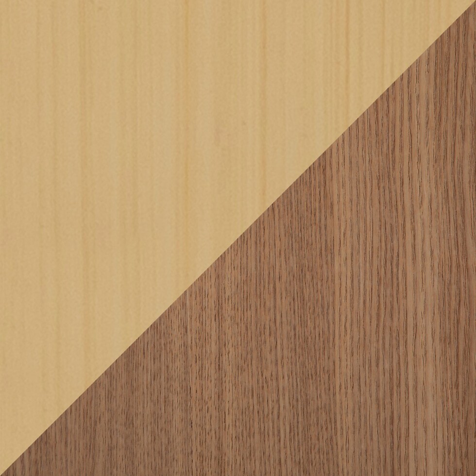 light brown swatch  