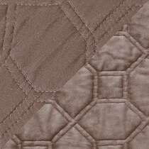 light brown swatch  