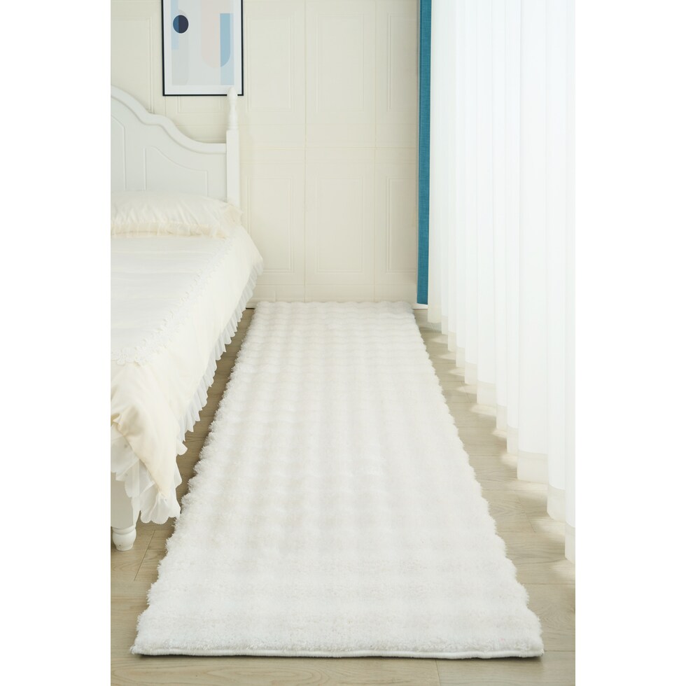 lilly white area rug  x    