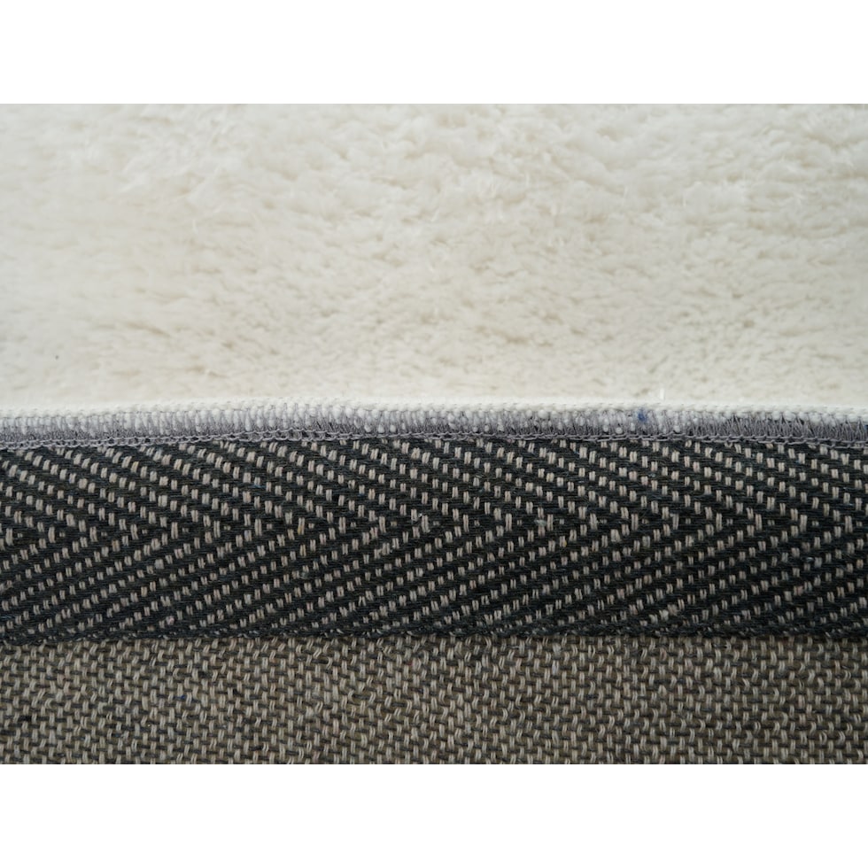 lilly white area rug  x    