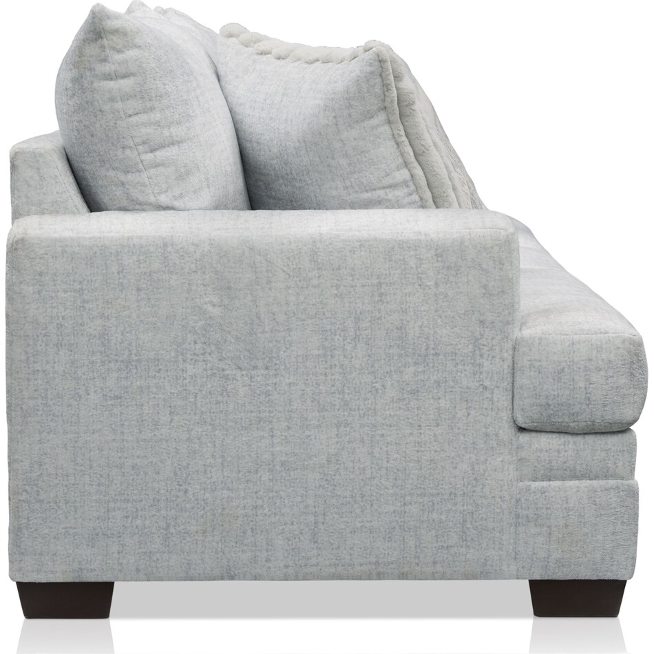marlie gray  pc living room   