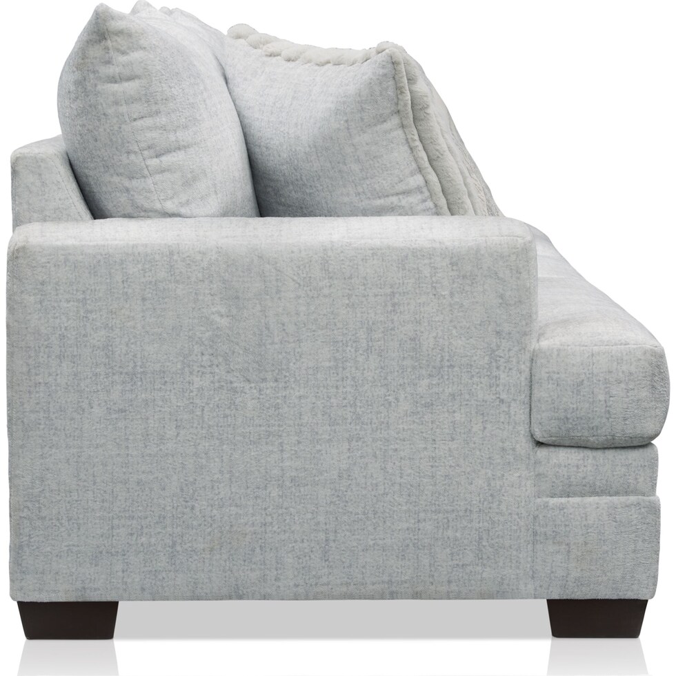 marlie gray  pc living room   