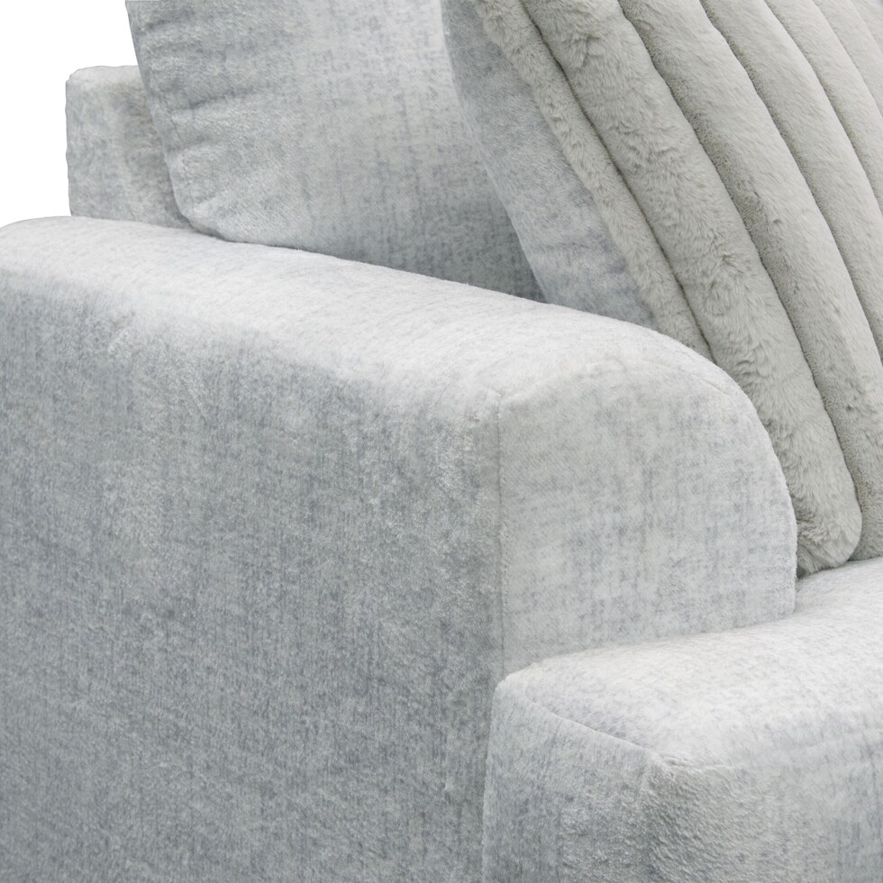 marlie gray  pc living room   
