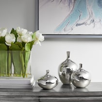 myla silver vase   