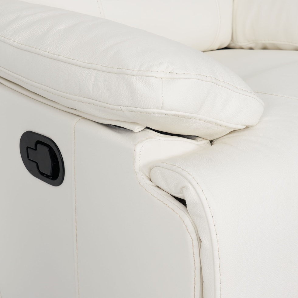 noles white recliner   