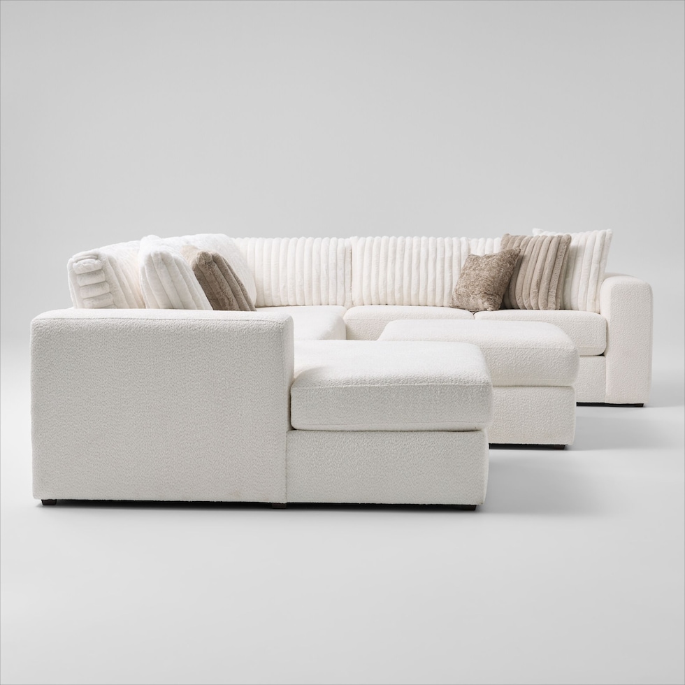 nori white  pc living room   