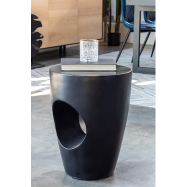 Oda Indoor/Outdoor Concrete Accent Table/Stool